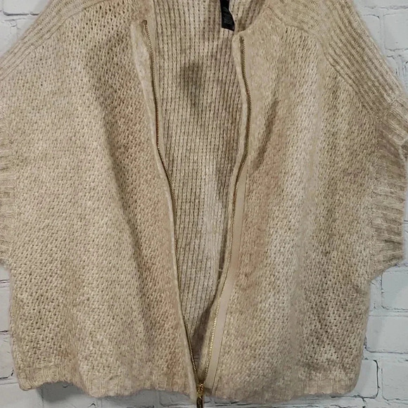Black Label by Chico's Wool Poncho/ Sweater Full Zip Sweater Size 2 - Picture 7 of 10
